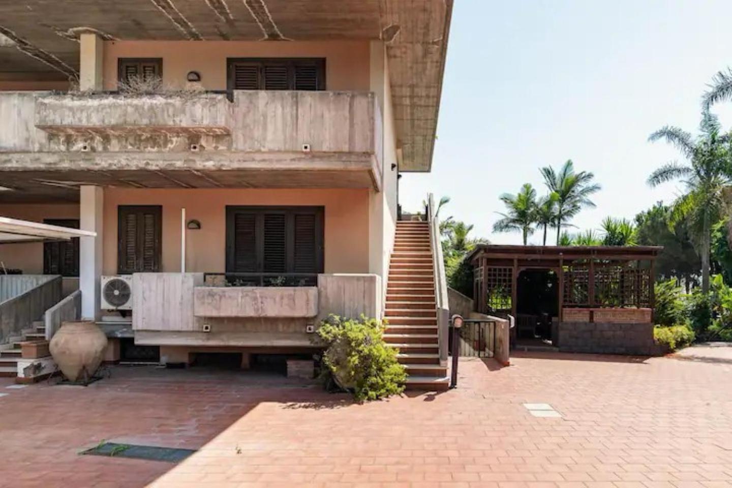 Serena Mulinia Garden Acireale Exterior foto